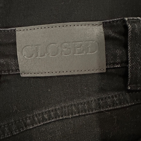 Closed Slim Jeans - Style Name Milo Size 26 - Picture 4 of 6